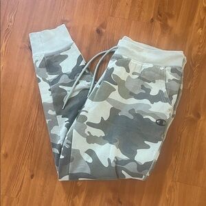 Champion mens Camo Sweatpants